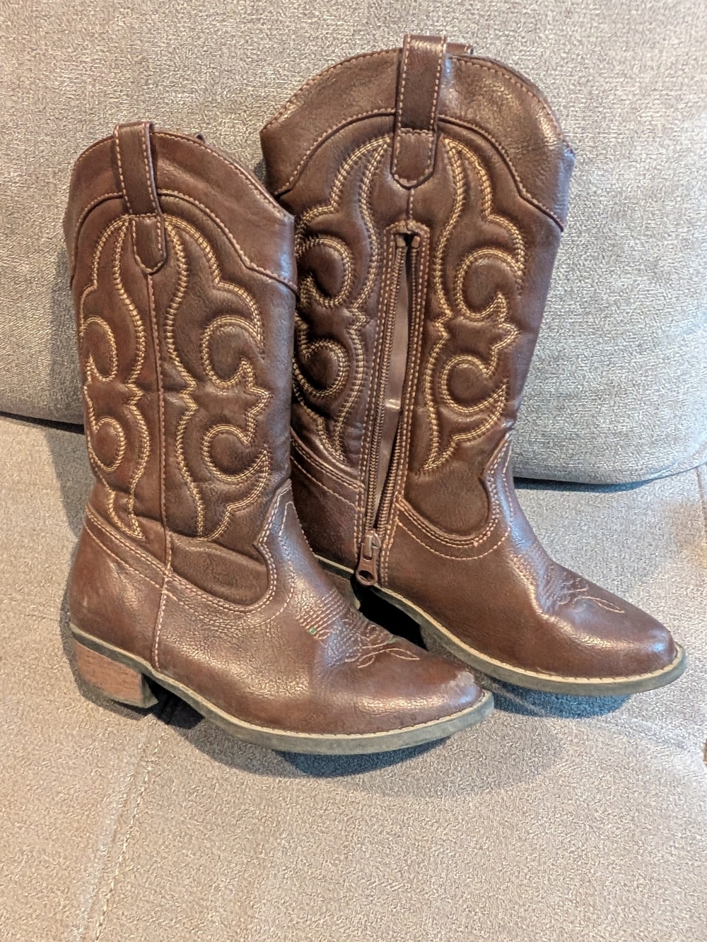 Cat & Jack Brown Girls' Western Cowboy Boots